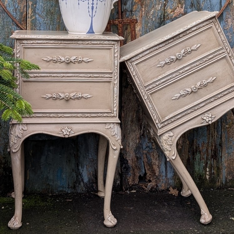 French style Bedsides